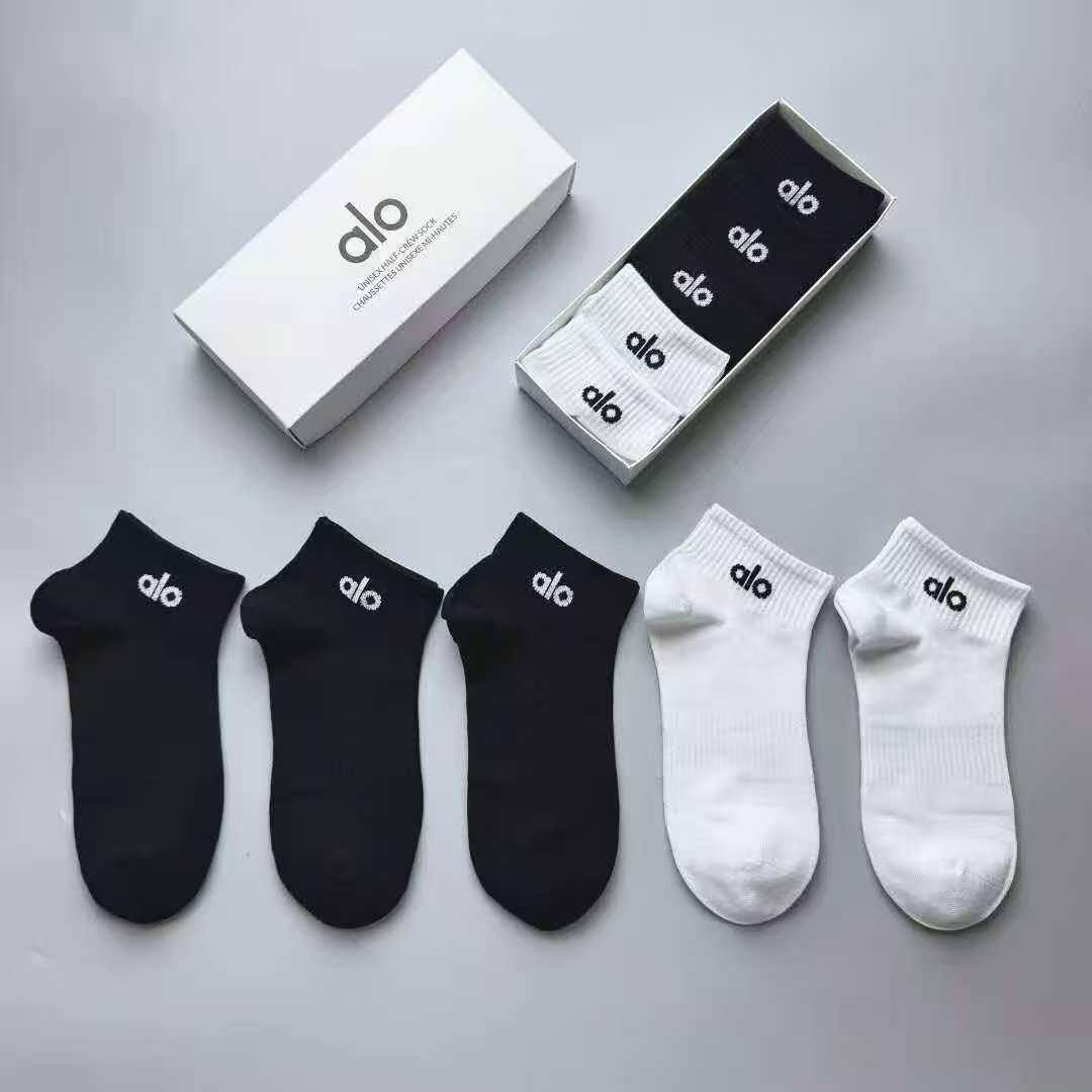 NEW CAME🥰
SOCKS 
GOOD QUALITY
30 dhs🇦🇪🇦🇪
FREE SIZE 

Zain40
♥️♥️♥️