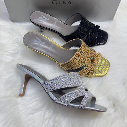 GINA 
140 dhs🇦🇪
Size 36-41 

Zain88
♥️♥️♥️