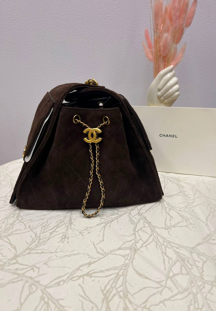 CHANEL HOBO 💕💕💕
Super master quality 🔥🔥💯
25cm Available 💫💫💫
With full packaging 🎁
For Price 👇 WhatsApp✅
0568585901 
0507557372
0552275751 Owner Zain 👌

Zain252
♥️♥️♥️