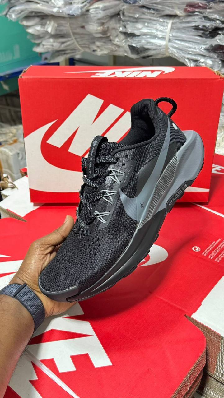 NIKE
Size 40-45⚡️
140 dhs💓

Zain183
♥️♥️♥️