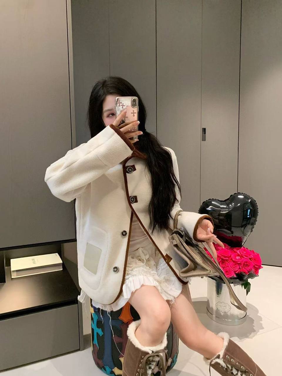 *New collections 💕💕    
280 dhs🪙💚
*good  quality  
*Sizes:S M L xl* 
*AVAILABL winter jacket

Zain231
♥️♥️♥️