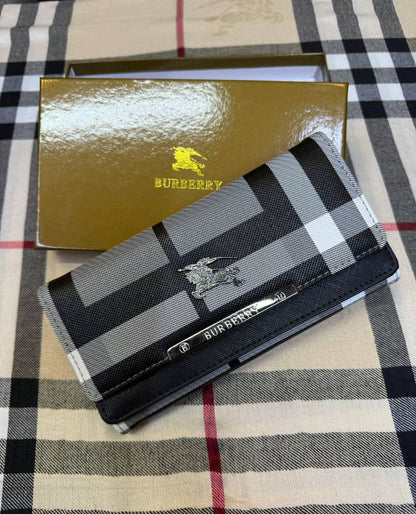 Wallets

With box
🎁🎁🎁

30 dhs🪙🖤

Limit Stock

Zain93
♥️♥️♥️