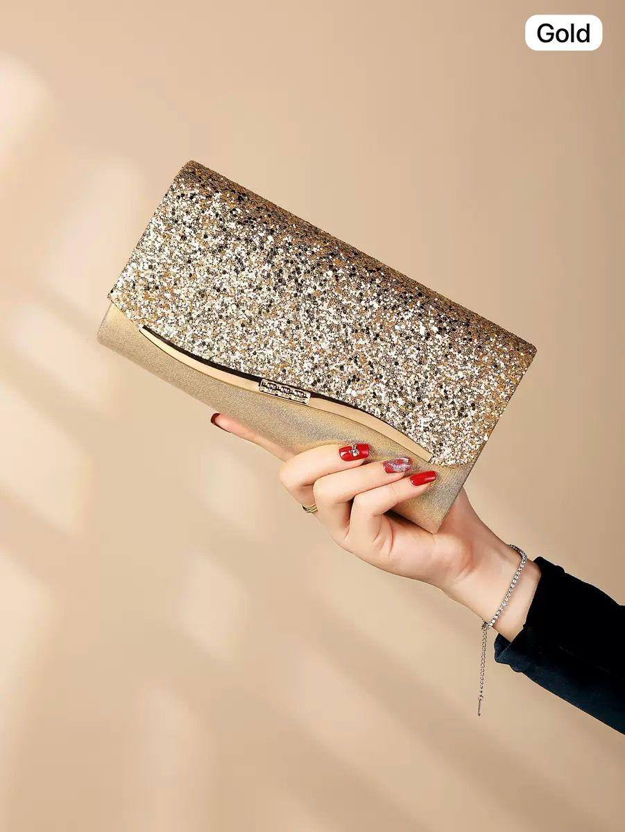 🌟 Wedding clutch bag 
Good quality 
Size: 25 * 11 cm
40 dhs❤️

Zain115
♥️♥️♥️