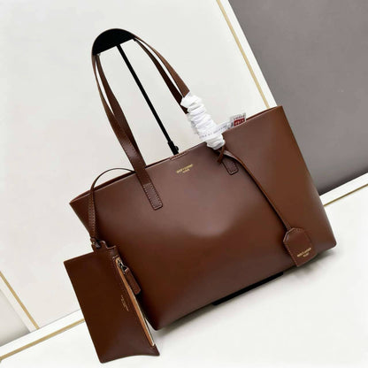 YSL
 NEW CAME GOOD QUALITY 
115 dhs💓

Zain39
♥️♥️♥️