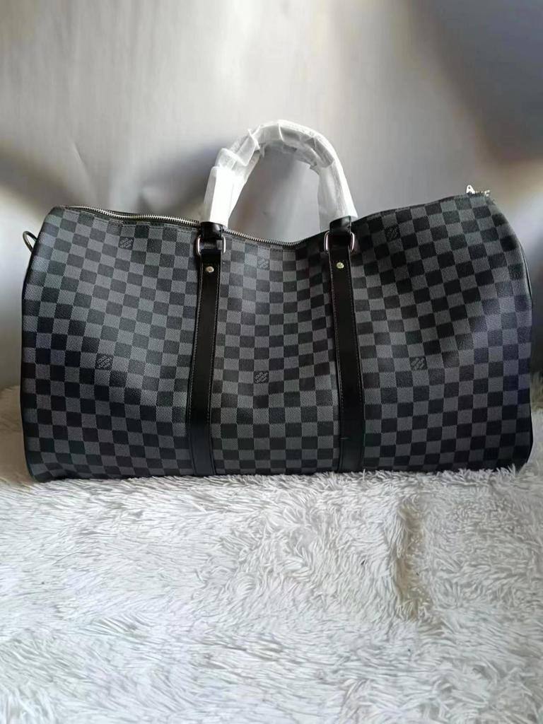 Gucci - LV - Travel Bags
110 dhs🪙 
55Cm
good quality

Zain26
♥️♥️♥️