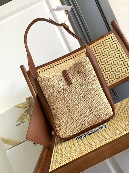 YSL 
Le 5 À 7 Bea small leather-trimmed raffia shoulder bag✅*
*Size 23 cm*
For Price 👇 WhatsApp✅
0568585901 
0507557372
0552275751 Owner Zain 👌

Zain274
♥️♥️♥️