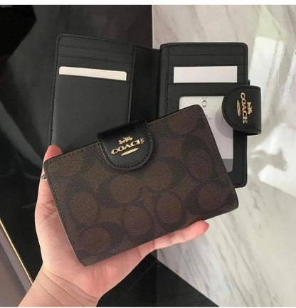 Coach 
Wallets Master
125 dhs💓

Zain248
♥️♥️♥️