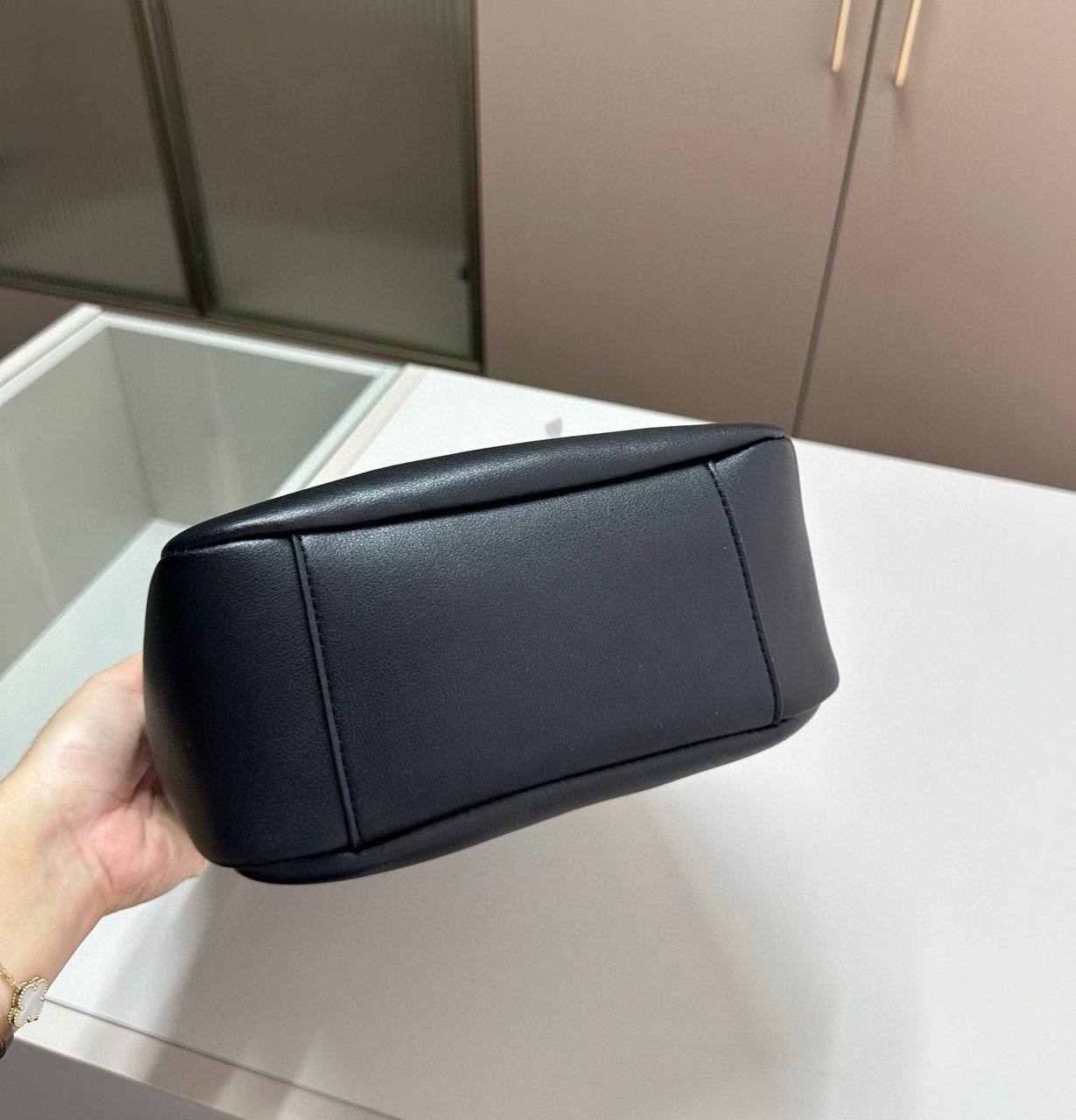 YSL 
GOOD QUALITY  
80 dhs✅

Zain39
♥️♥️♥️