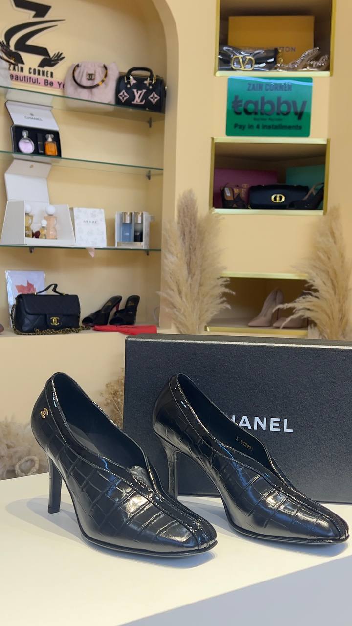 Super master chanel

550 dhs
36-41

Zain171
♥️♥️♥️