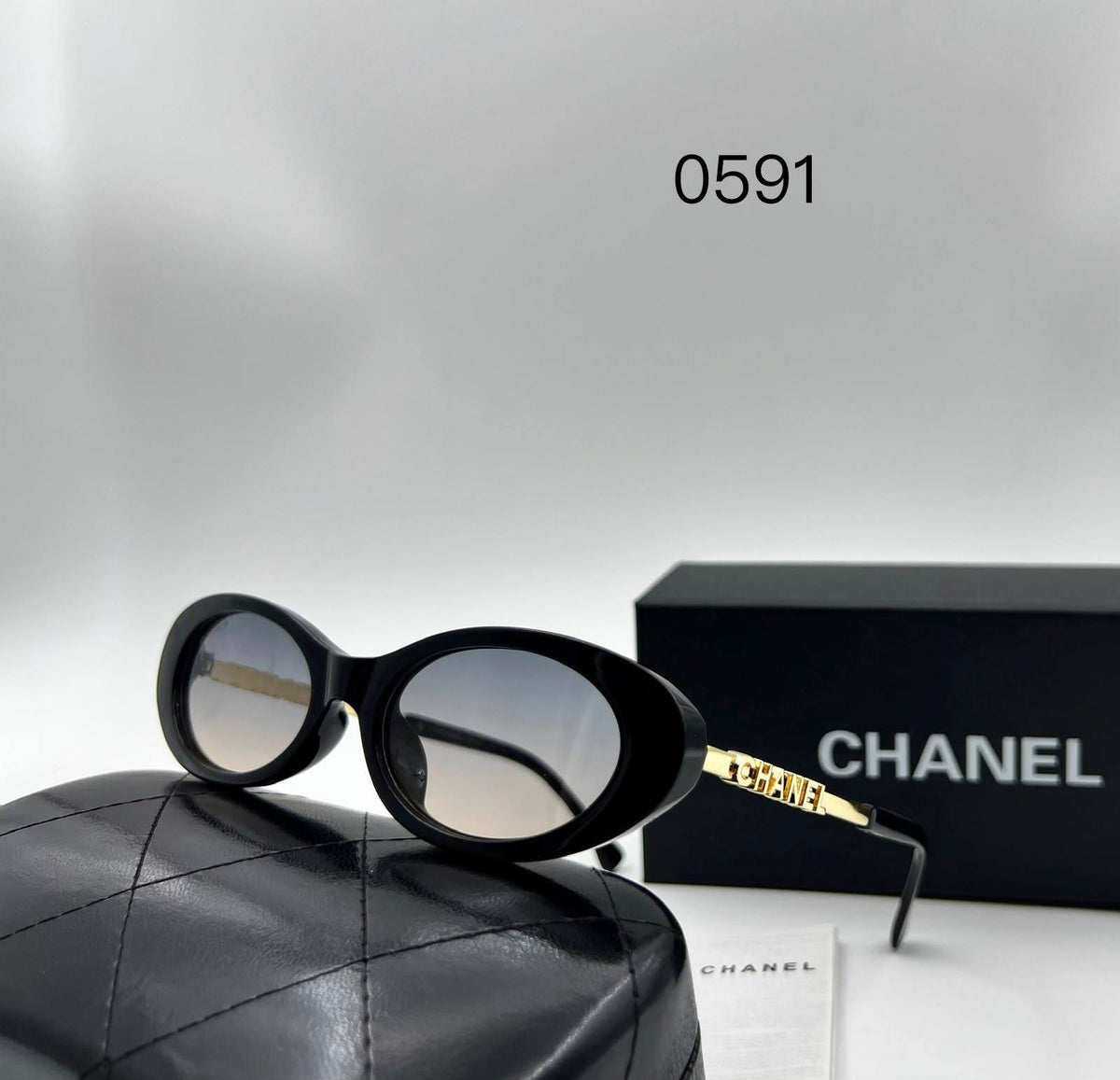 Chanel 

Sunglasses 🕶️ 

good quality 💯

With master box 🗃️ 
55 dhs🇦🇪🇦🇪

Zain273
♥️♥️♥️