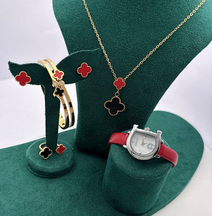 Accessories Set

With box 
🎁🎁🎁

90 dhs🪙💚

Zain45
♥️♥️♥️