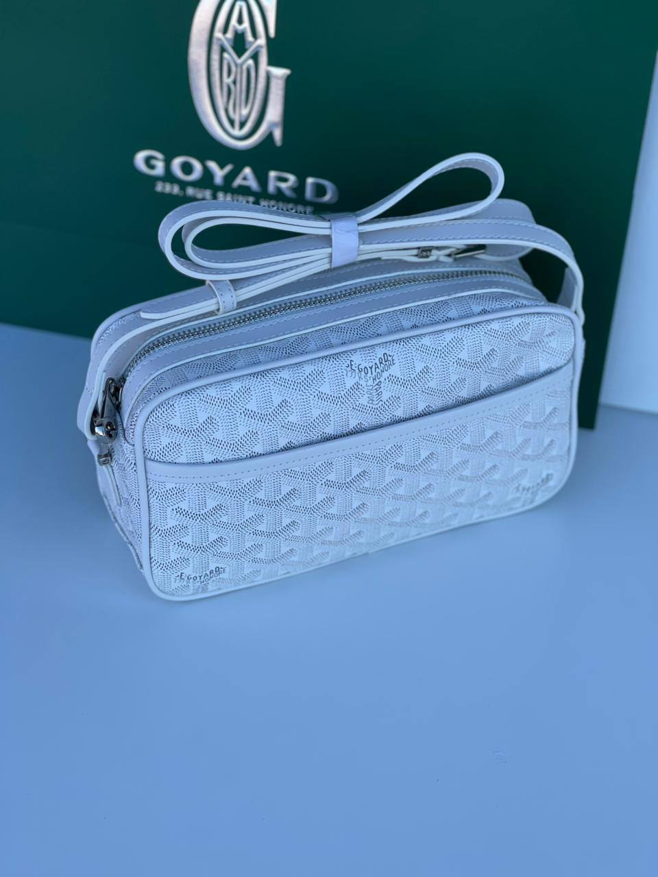 GOYARD                                                                  *Messenger bag*                                                                                 *Master quality*        
350 dhs🪙🖤

Zain179
♥️♥️♥️