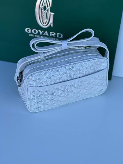 GOYARD                                                                  *Messenger bag*                                                                                 *Master quality*        
350 dhs🪙🖤

Zain179
♥️♥️♥️
