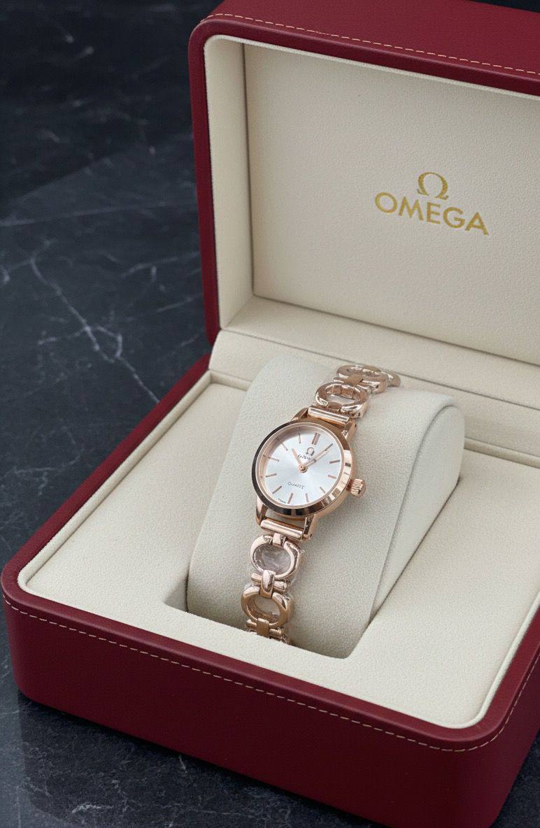 OMEGA 🆕 LADIES 
GOOD QUALITY 💯
60 dhs🪙💚

Zain133
♥️♥️♥️