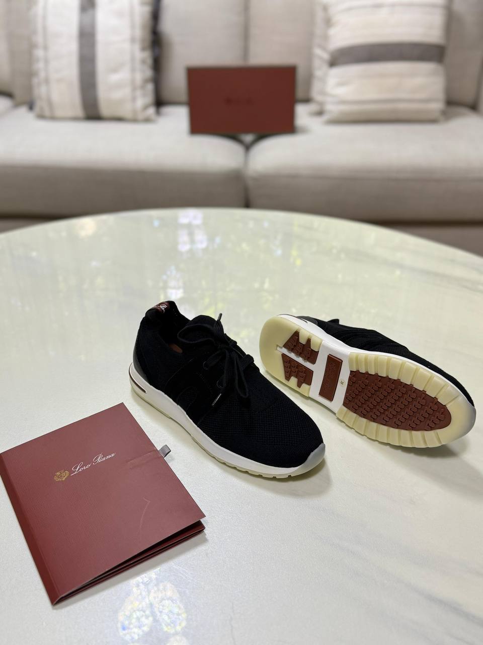 Loro piana
Master quality 
Size: 36 to 41
450 dhs💛

Zain318
♥️♥️♥️
