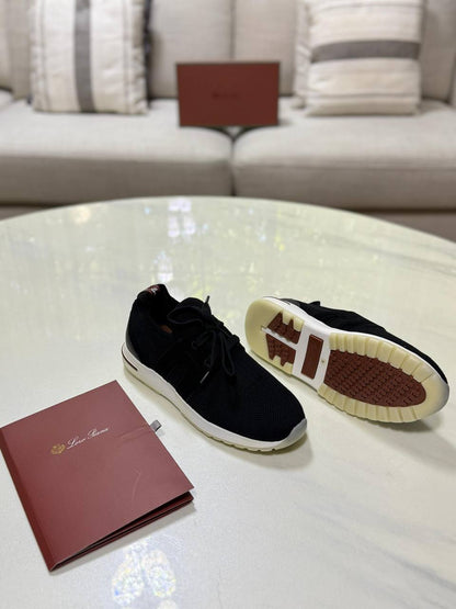 Loro piana
Master quality 
Size: 36 to 41
450 dhs💛

Zain318
♥️♥️♥️
