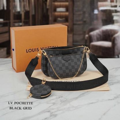 LV ᴍᴜʟᴛɪ ᴘᴏᴄʜᴇᴛᴛᴇ ᴍᴏɴᴏɢʀᴀᴍ
ᴅᴇᴛᴀᴄʜᴀʙʟᴇ ɢᴏʟᴅ ᴄʜᴀɪɴ/ ɢᴜɪᴛᴀʀ sᴛʀᴀᴘ
ᴡɪᴛʜ ᴢɪᴘ ᴘᴏᴜᴄʜ ʀᴇᴍᴏᴠᴀʙʟᴇ sᴛʀᴀᴘ
ᴡɪᴛʜʙᴏx
ʟᴇᴀᴛʜᴇʀ
Sɪᴢᴇ: 23ᴄᴍ
75 dhs✅

Zain56
♥️♥️♥️