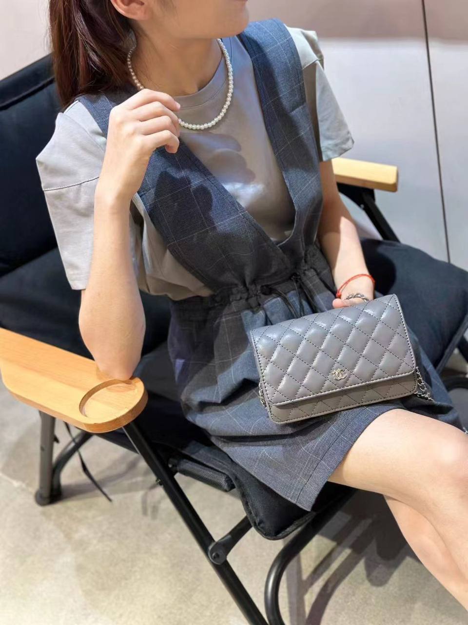 CHANEL

 NEW CAME 

GOOD QUALITY 

WITH BOX 

90 DHS🇦🇪🇦🇪🇦🇪

Zain295
♥️♥️♥️