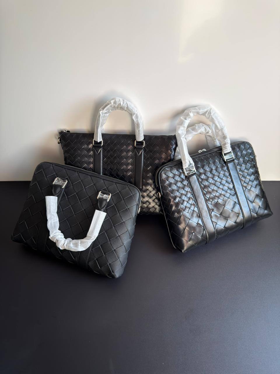 Bottega
Super Master Quality
For Price 👇 WhatsApp✅
0568585901 
0507557372
0552275751 Owner Zain 👌

Zain340
♥️♥️♥️