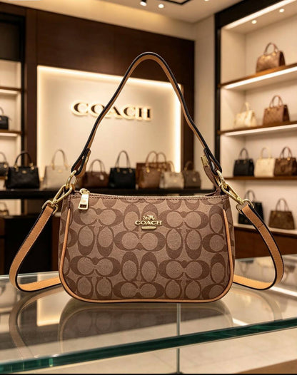 Coach
95 dhs🇦🇪🇦🇪
Size:20/10/14

Zain07
♥️♥️♥️