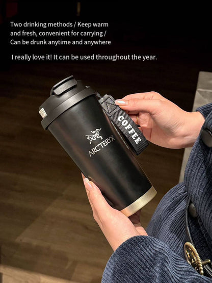 *Bottle ❤️‍🔥*
"Double Drinking" - Choose between direct drinking and using a straw as you wish.🦋
Very good quality 🔥
With boxes 🗃️ 
60 dhs💓

Zain216
♥️♥️♥️