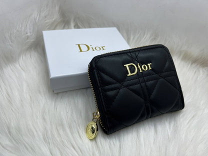 Ysl

Dior
Gucci
Chanel


50 dhs🇦🇪🇦🇪

Zain182
♥️♥️♥️