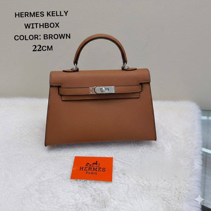 Hermes ᴋᴇʟʟʏ ʙᴀɢ  
silver hardware 
ᴡɪᴛʜ ʙᴏx 
🎁🎁🎁

ʟᴇᴀᴛʜᴇʀ 
sɪᴢᴇ:22ᴄᴍ 
90 dhs🪙🌨️

Zain56
♥️♥️♥️