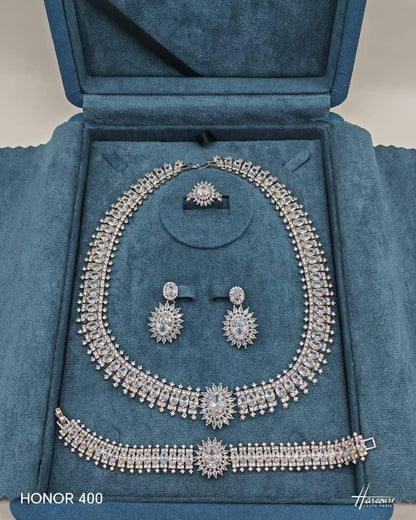 Accessories  set

360 dhs🇦🇪 set with box

280 dhs🇦🇪  set without box

Zain122
♥️♥️♥️