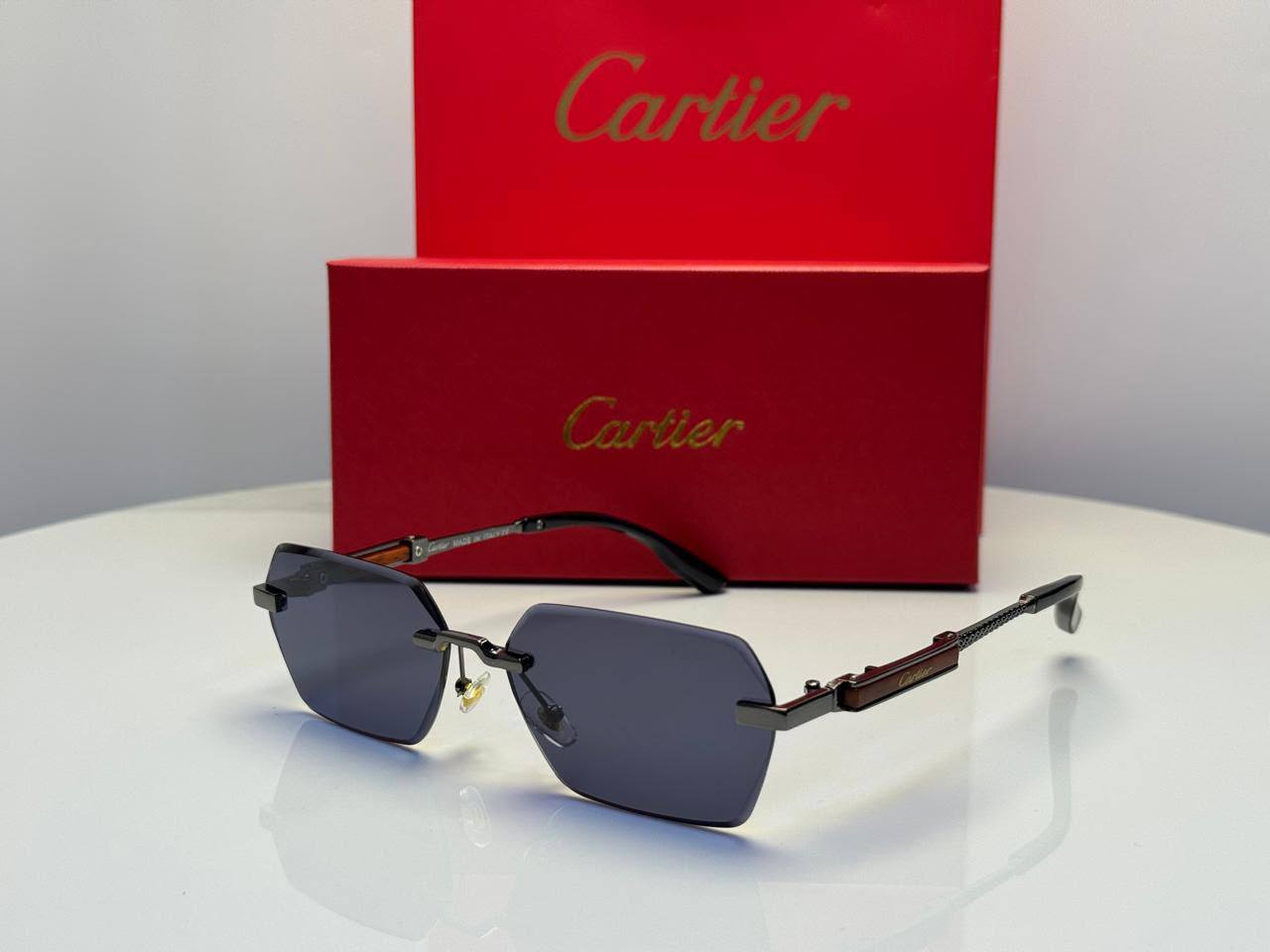 Cartier
65 dhs🇦🇪🇦🇪

Zain182
♥️♥️♥️