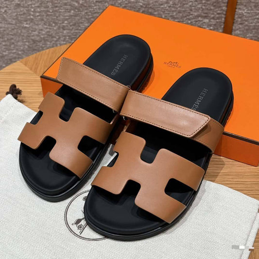 HERMES 
☘️ *SIZE  36  to 41 ☘️                                                                                                       
180 dhs💓

Zain224
♥️♥️♥️