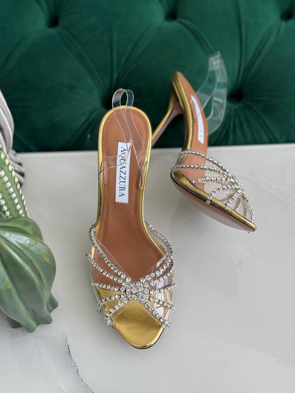 NEW AQUAZZURA 💥💥
*Super master quality*
*Size 36 to 41*
450 dhs✅

Zain113
♥️♥️♥️