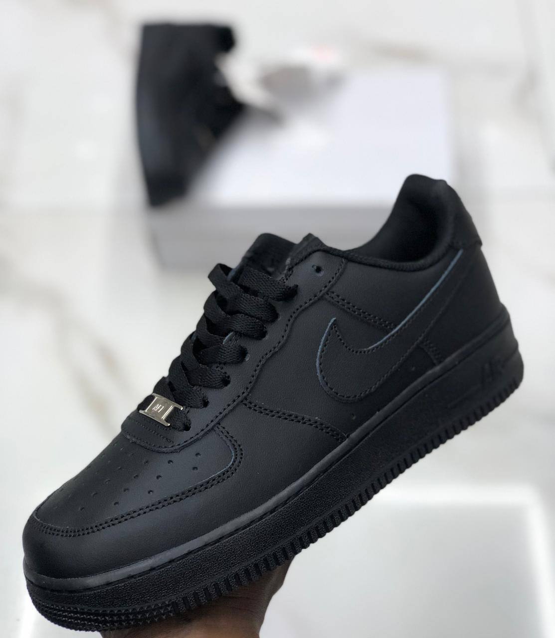 Air force new stock 
Size:36 to 45
75 dhs✅

Zain241
♥️♥️♥️