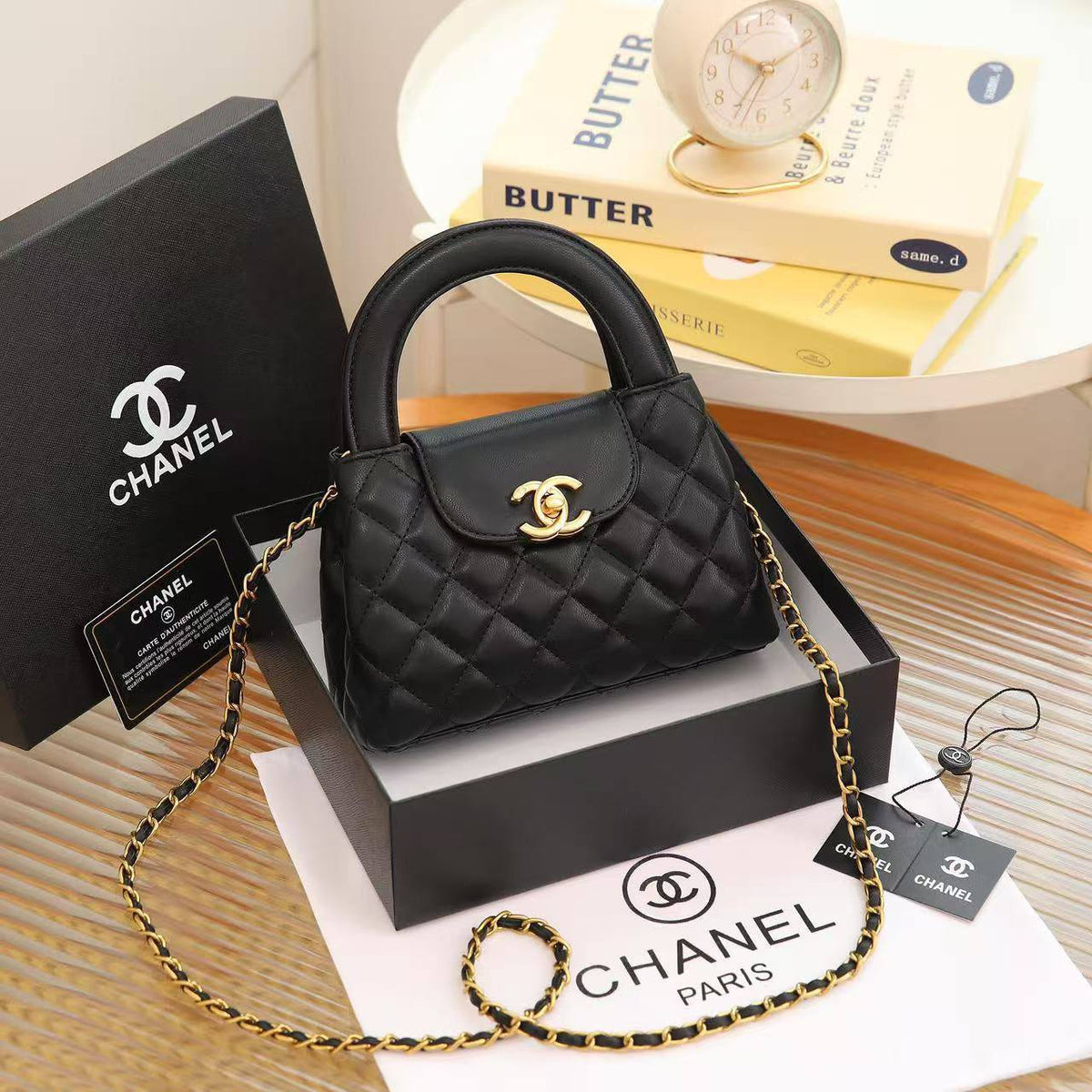 Chanel

95 dhs🇦🇪🇦🇪
With box
Size20cm

Zain219
♥️♥️♥️