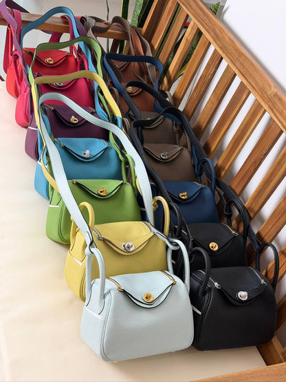 HERMES 
Super Master Quality ⚡️
Original Packing 🎁
Size mini📏
For Price 👇 WhatsApp✅
0568585901 
0507557372
0552275751 Owner Zain 👌

Zain321
♥️♥️♥️