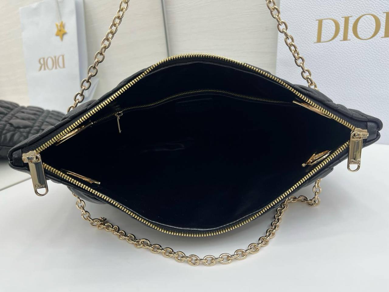 DIOR 
NEW DESIGN  

GOOD QUALITY 

110 DHS🇦🇪🇦🇪🇦🇪

Zain17
♥️♥️♥️