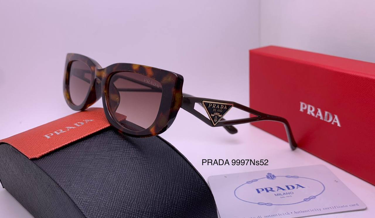 Prada
70 dhs💓

Zain126
♥️♥️♥️