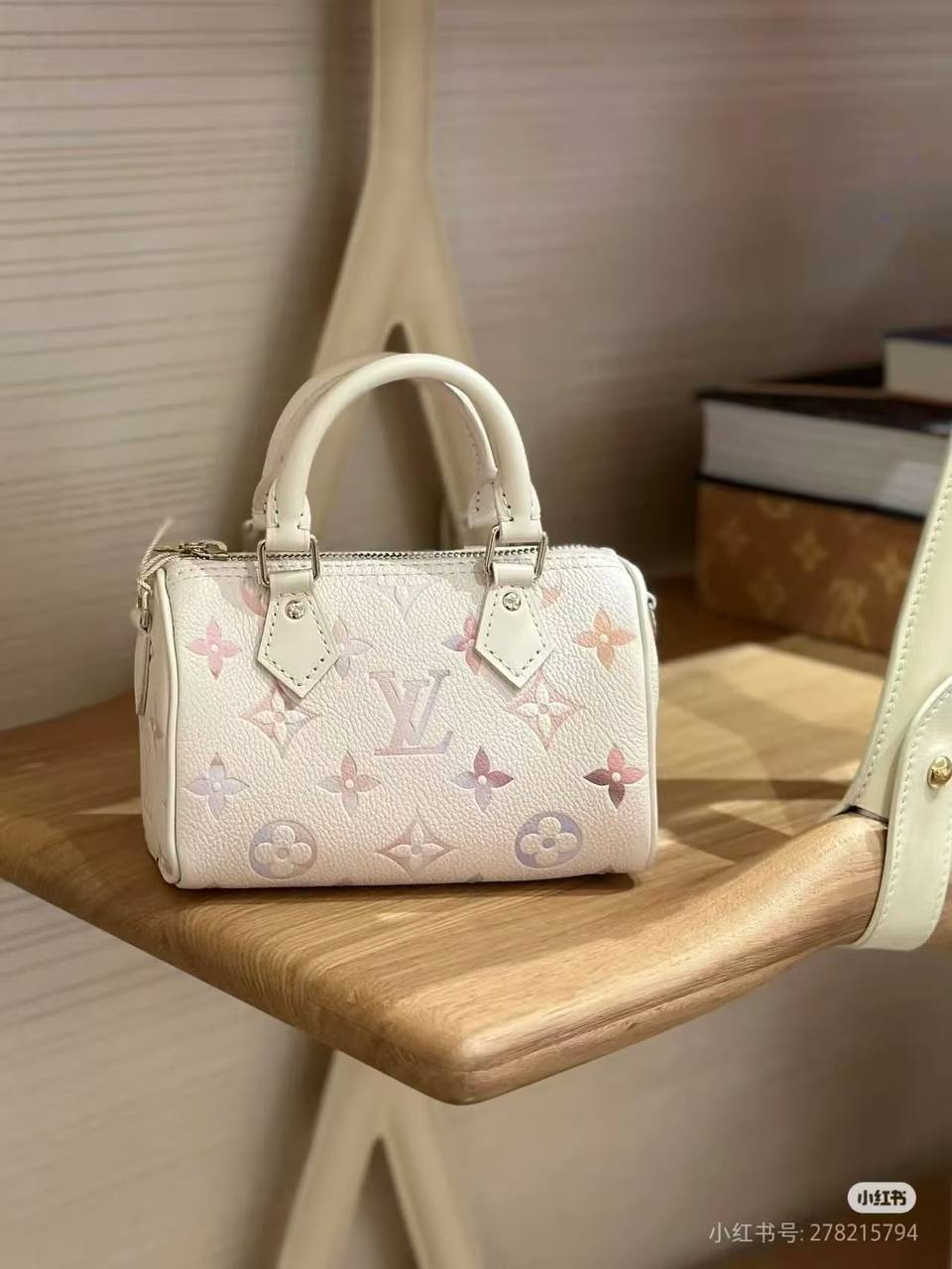 LV
Master💓💓💓
270 dhs✅

Zain153
♥️♥️