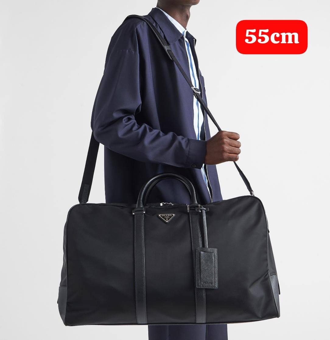 Travel bag 
55cm 
good quality 
120 dhs🇦🇪🇦🇪

Zain168
♥️♥️♥️