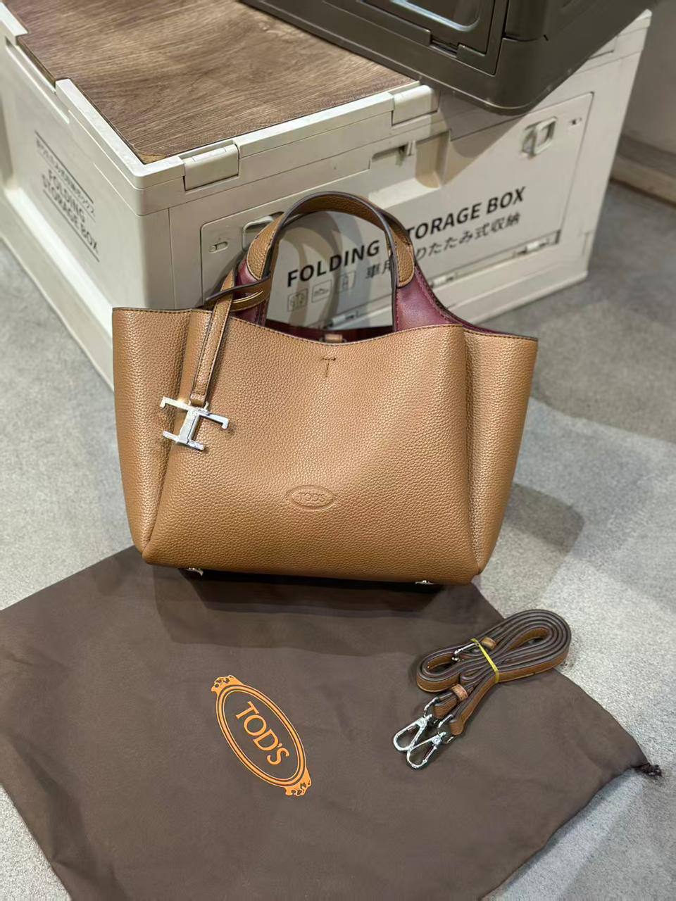 TODS
110 dhs❤️

Zain143
♥️♥️♥️