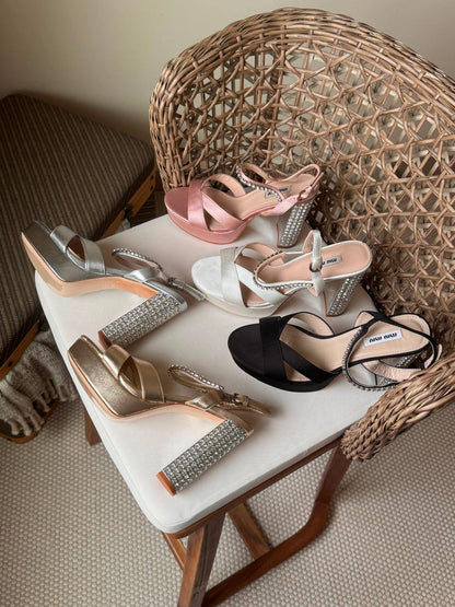 MIU MIU 
✨ Collection
👠 36–41
💎 Premium Quality
🔥 Super Master
450 dhs🇦🇪🇦🇪

Zain198
♥️♥️♥️