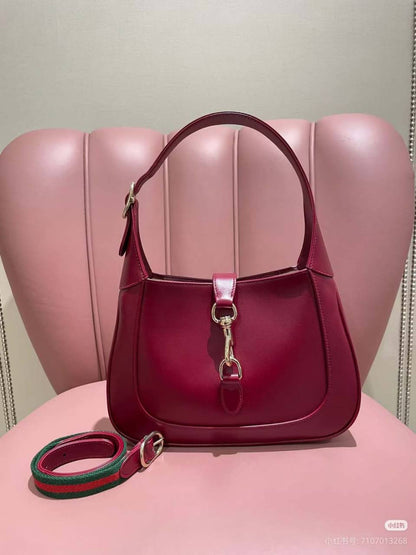 Gucci
Master❣️❣️
260 dhs✅

Zain10
♥️♥️♥️