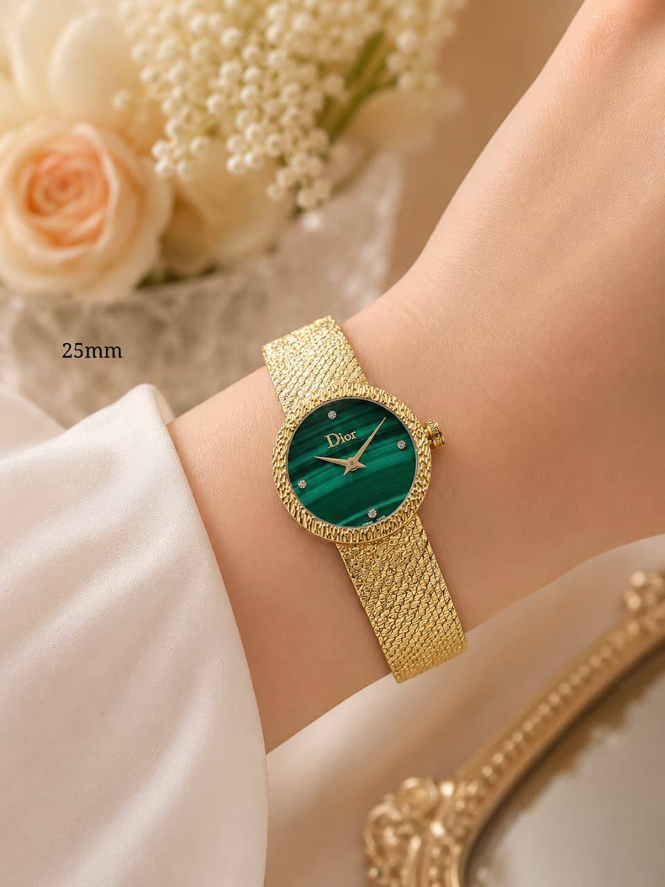 DIOR LADY 25.M
230 dhs🇦🇪🇦🇪

Zain304
♥️♥️♥️