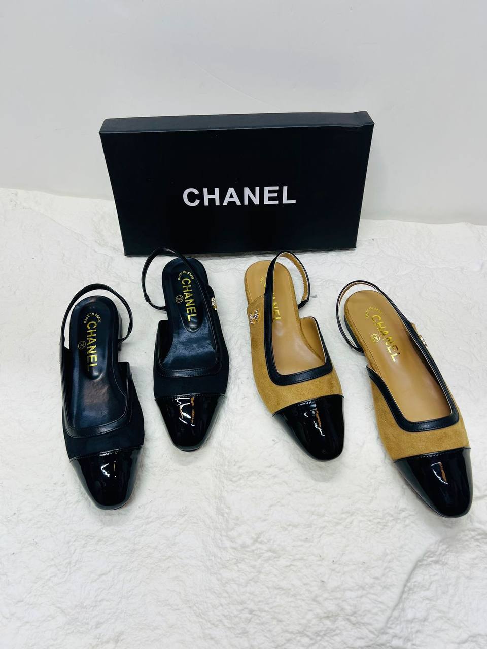 CHANEL
SIZE 36-41
105 dhs✅

Zain21
♥️♥️♥️