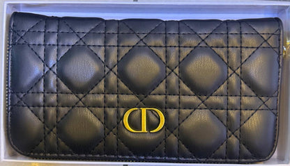 Mix brands long zipper wallet stock ✨👆🏾

With box 
🎁🎁🎁

35 dhs🪙🌺

Zain168
♥️♥️♥️