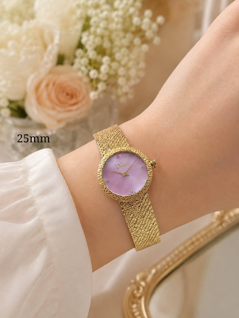 DIOR LADY 25.M
230 dhs🇦🇪🇦🇪

Zain304
♥️♥️♥️