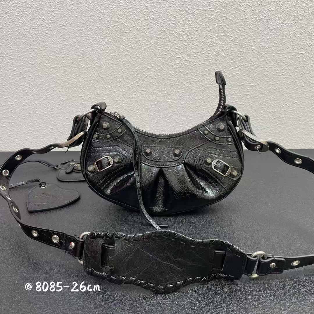 Master Bags
For Price 👇 WTSP Text Zain 0568585901

Zain10
♥️♥️♥️