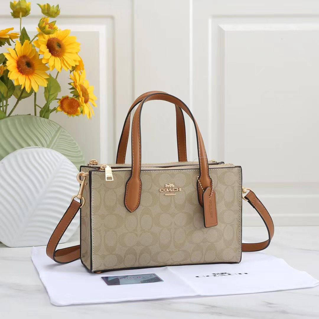 💗 Coach Grace
1️⃣ First quality
Size : 23*14 ~ 25*16.5 cm
80 dhs✅

Zain115
♥️♥️♥️