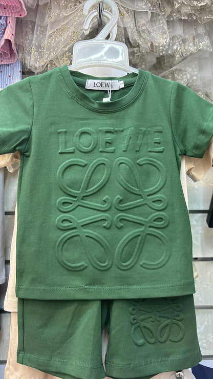 Fendi
Loewe
Dior
Gucci
D&G 


3-6m，6-12m，12-18m，2-3y，3-4y，4-5y，5-6y，7-8y，9-10y，11-12y。

110 aed

Zain151
♥️♥️♥️
