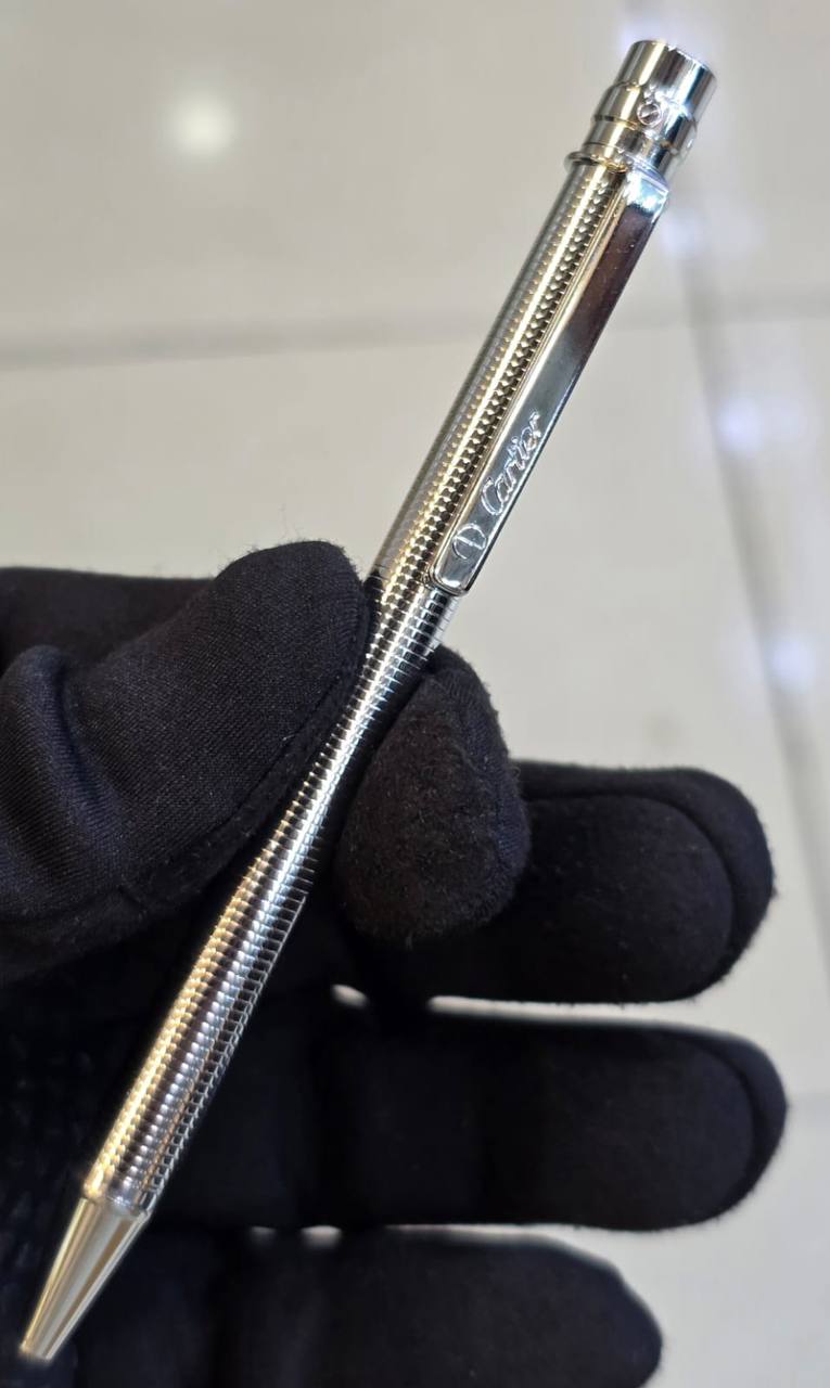 CARTIER PEN 🖊
*60 dhs✅ WITH MASTER BOX*
*40 dhs✅ WITH NORMAL BOX*

Zain29
♥️♥️♥️