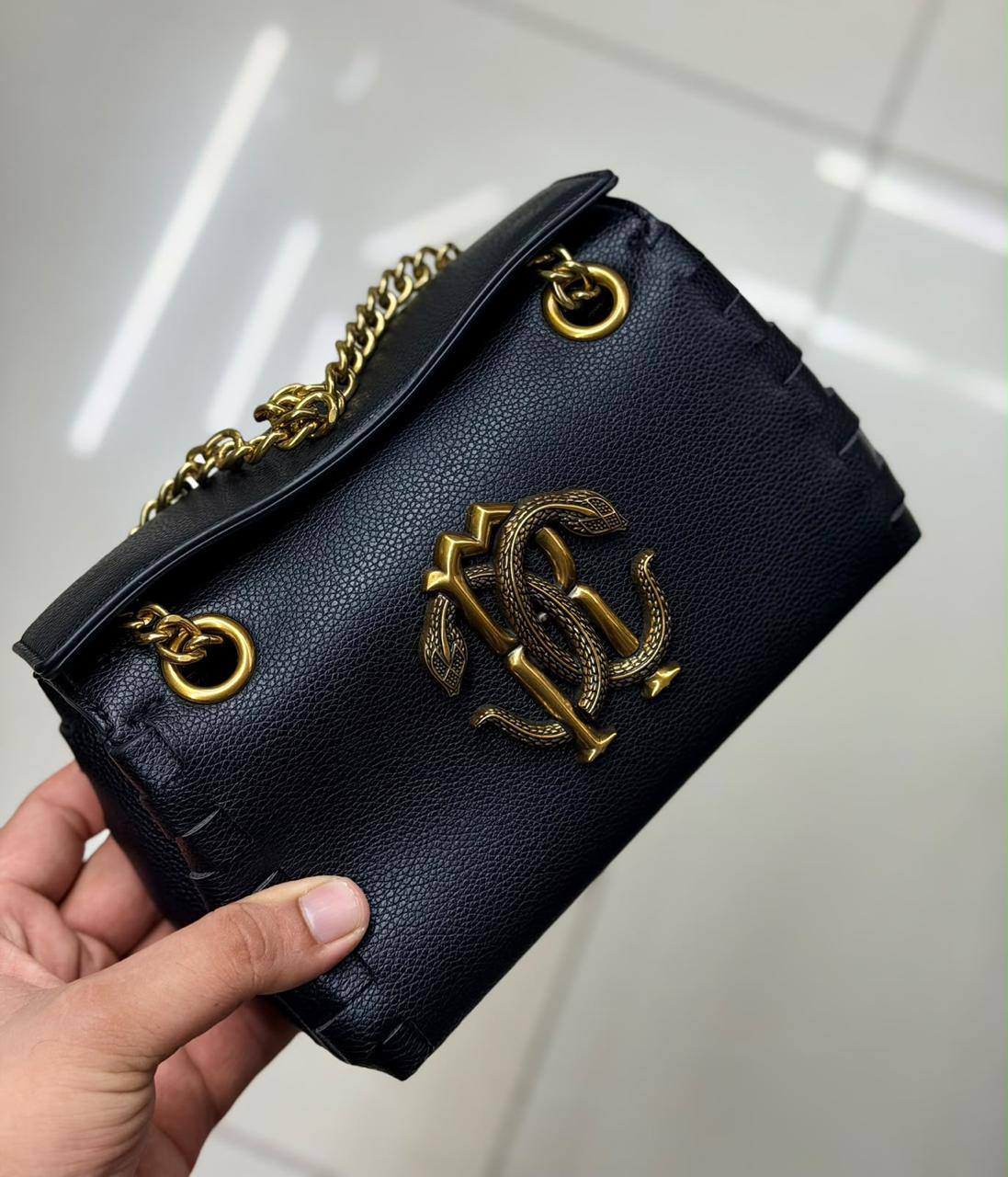 Cavalli

115 dhs

Zain175
♥️♥️♥️